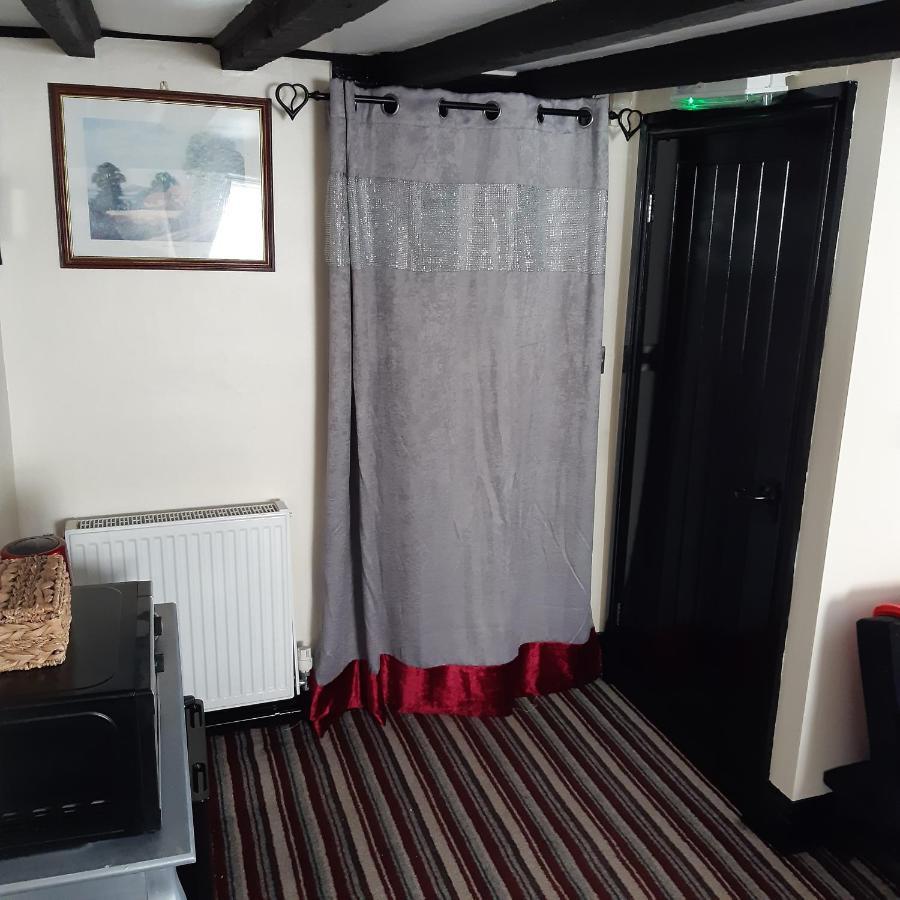 شقة The Saracens Head Old Lounge سكيغنيس المظهر الخارجي الصورة
