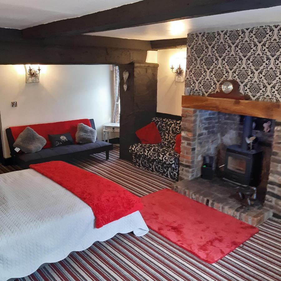 شقة The Saracens Head Old Lounge سكيغنيس المظهر الخارجي الصورة